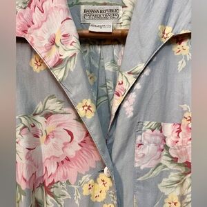 Banana Republic Safari & Travel Clothing Co.